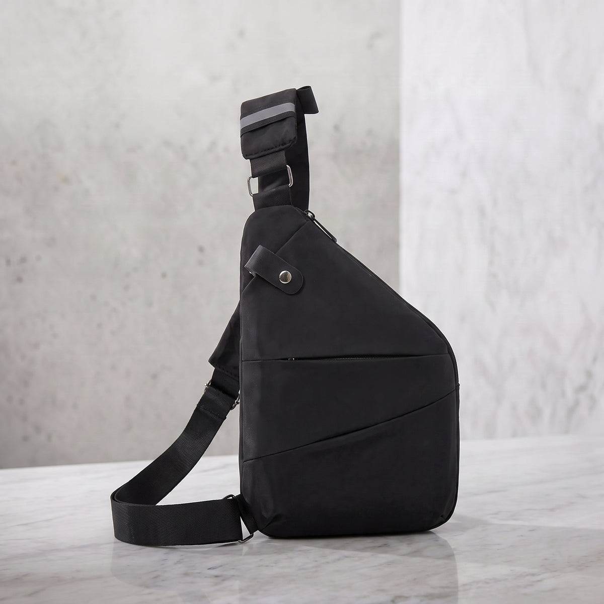 Mochila Vera — antirrobo, plana y pegada al cuerpo